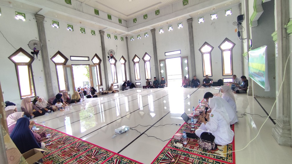 DUEK PAKAT BERSAMA WARGA TENTANG KESEHATAN DALAM GAMPONG